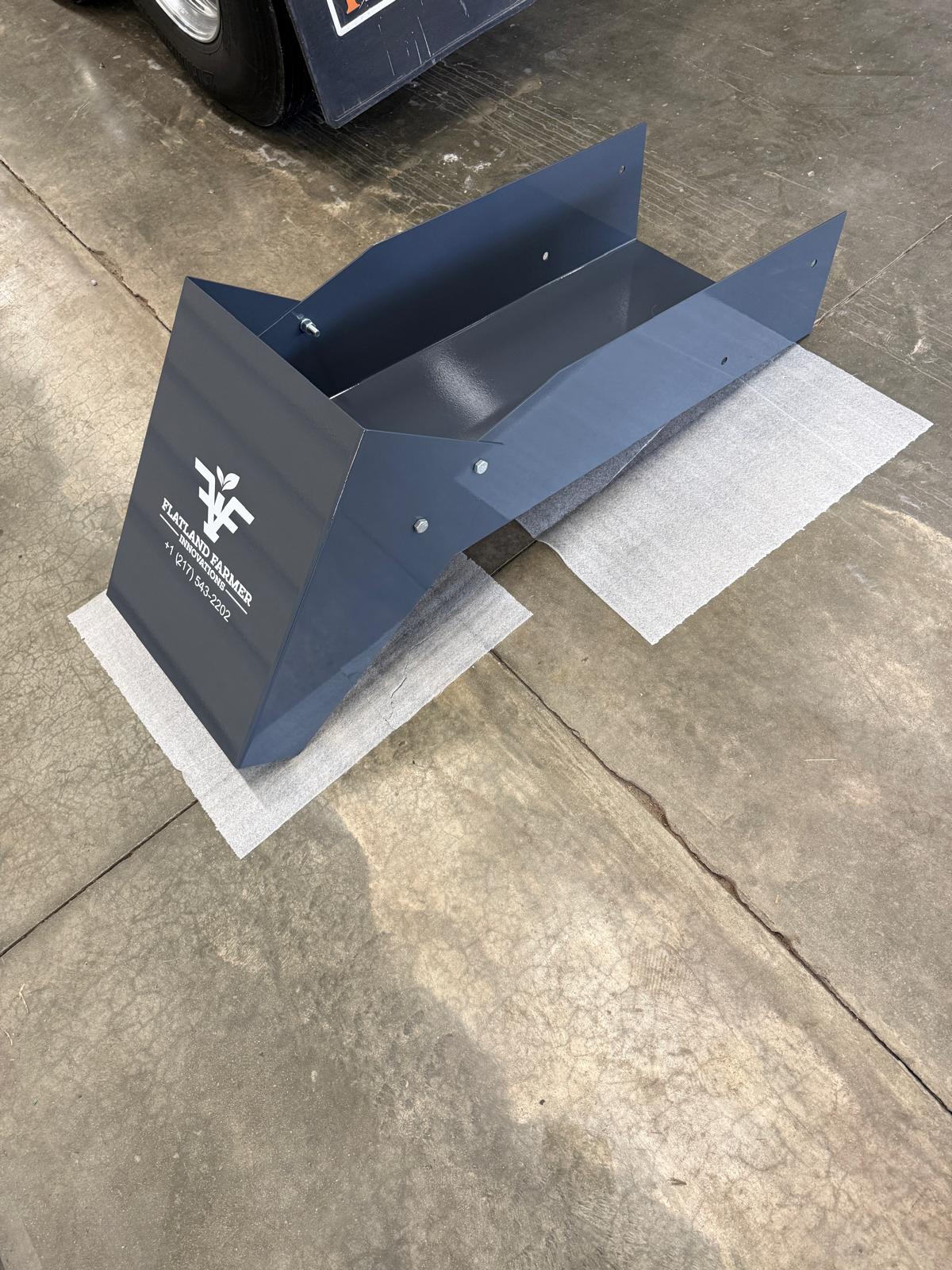 CenterDrop Grain Spout